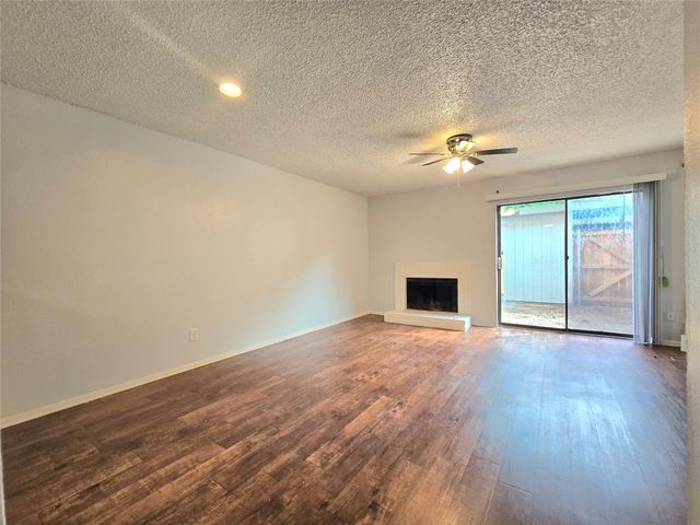 5801 Shadydell Drive 5803, Fort Worth, TX 76135