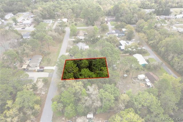 7636 W Sunburst Lane, Homosassa, FL 34448
