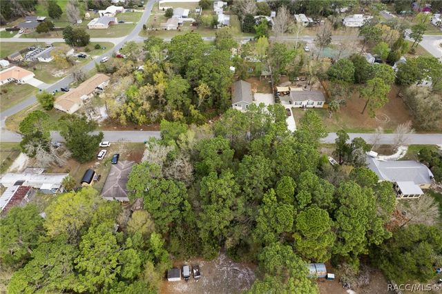 7636 W Sunburst Lane, Homosassa, FL 34448