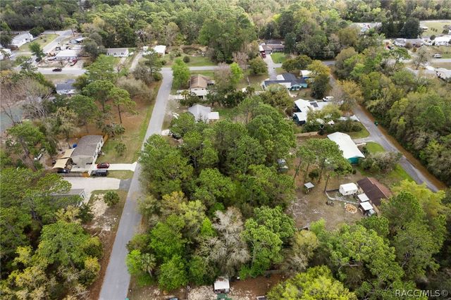 7636 W Sunburst Lane, Homosassa, FL 34448