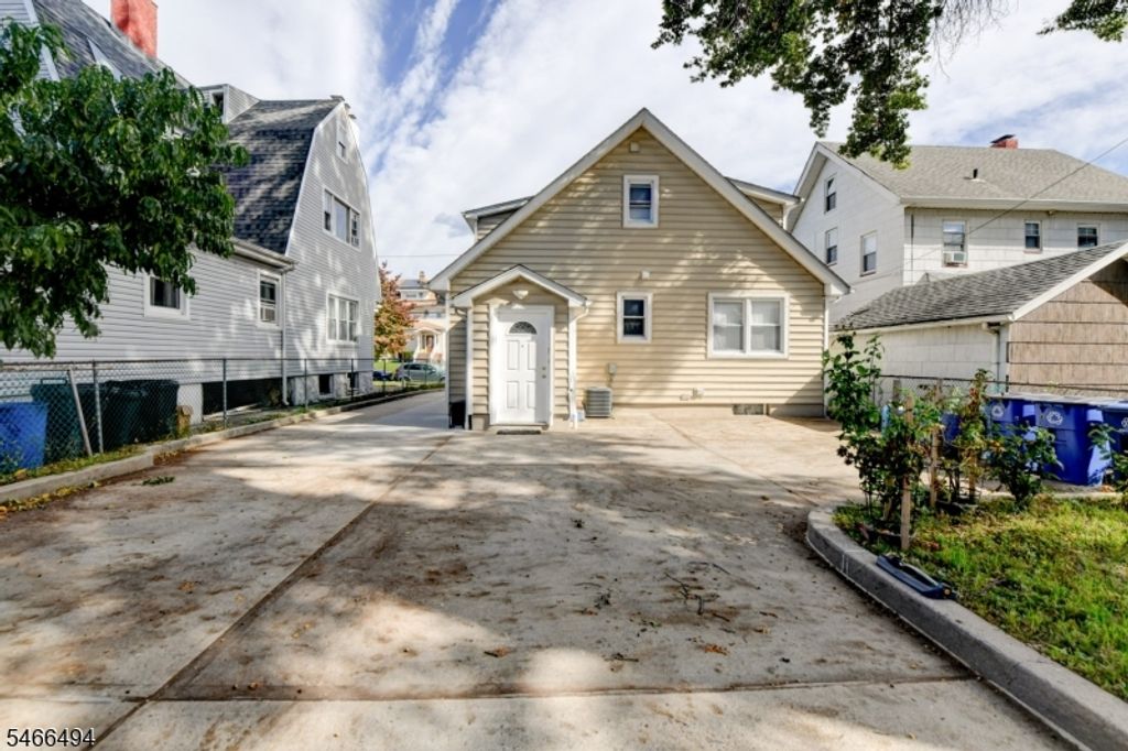 814 Kilsyth Rd 0, Elizabeth City, NJ 07208 — photo 3
