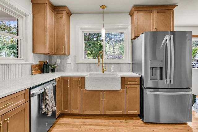 161 Gordon Street, Charleston, SC 29403