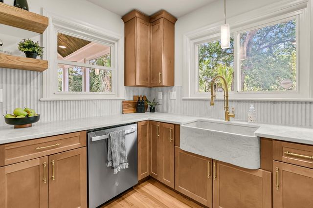 161 Gordon Street, Charleston, SC 29403