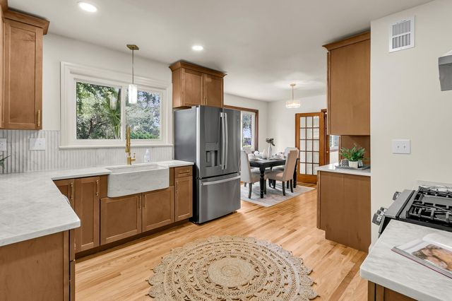 161 Gordon Street, Charleston, SC 29403
