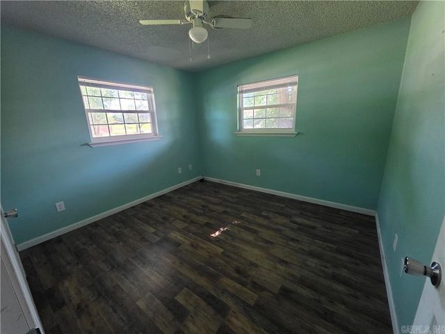1006 E H, Russellville, AR 72801