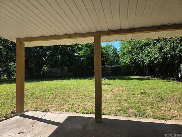 1006 E H, Russellville, AR 72801