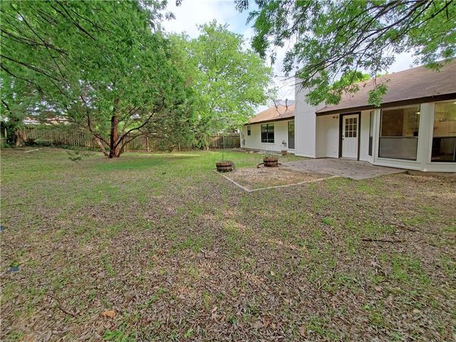 1919 Klattenhoff DR, Austin, TX 78728