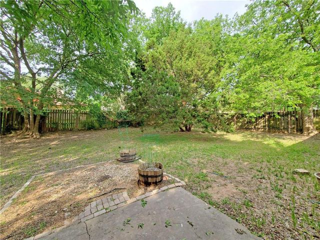 1919 Klattenhoff DR, Austin, TX 78728