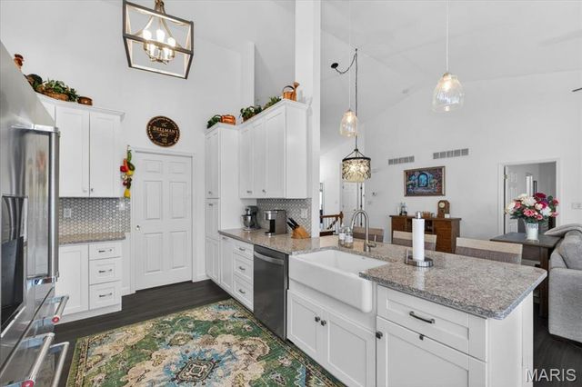 317 Gullane Drive, St Charles, MO 63301