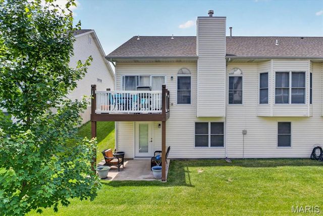 317 Gullane Drive, St Charles, MO 63301