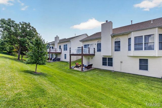 317 Gullane Drive, St Charles, MO 63301