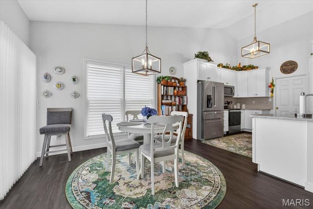 317 Gullane Drive, St Charles, MO 63301