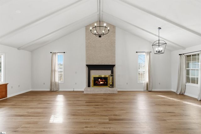 936 Miller Road, Woodruff, SC 29388