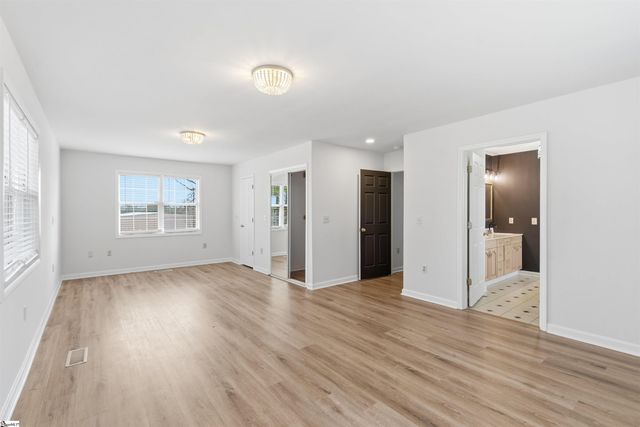 936 Miller Road, Woodruff, SC 29388