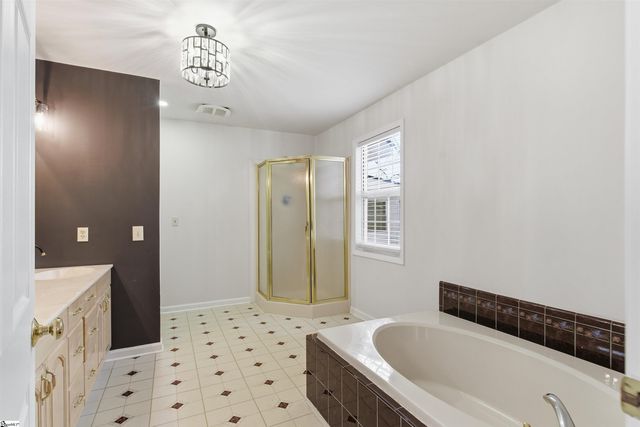 936 Miller Road, Woodruff, SC 29388