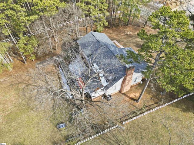 936 Miller Road, Woodruff, SC 29388