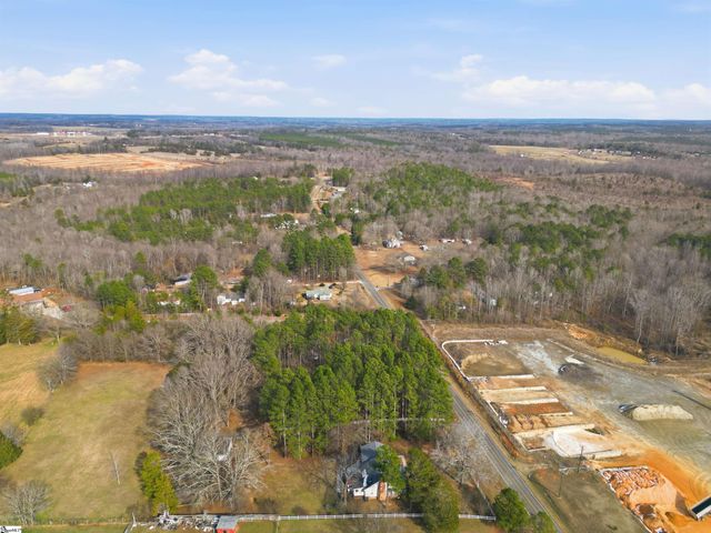 936 Miller Road, Woodruff, SC 29388