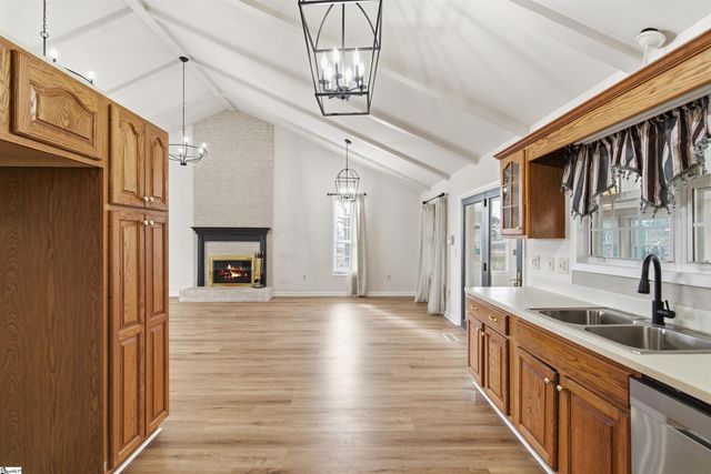 936 Miller Road, Woodruff, SC 29388