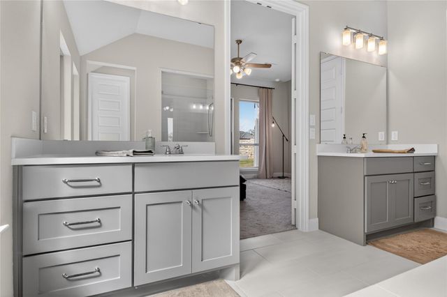 100 Peach Orchard LN, Georgetown, TX 78628