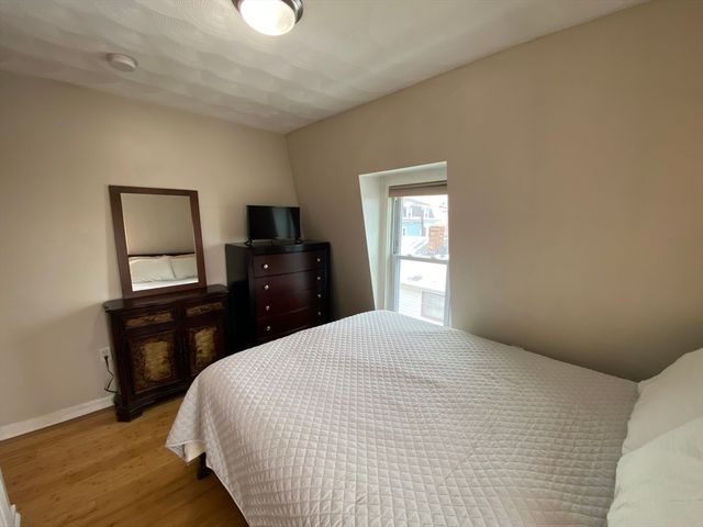 88 Pearl St 3, Somerville, MA 02145