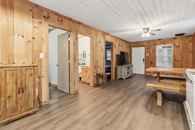 155 COUNTY Road, Burnside, KY 42519