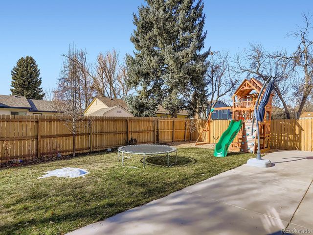 2207 Bowen St, Longmont, CO 80501