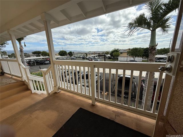 94-510 Lumiaina Street D203, Waipahu, HI 96797