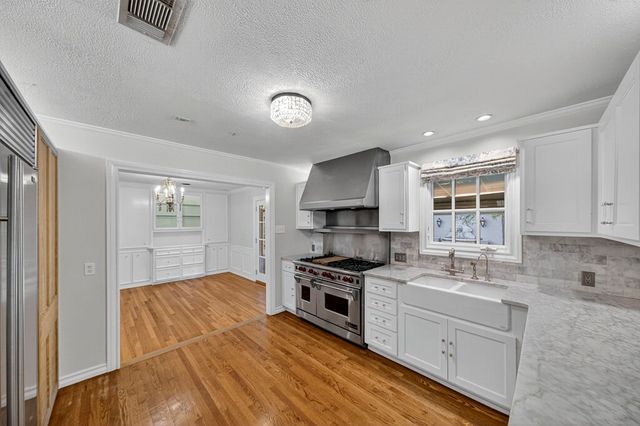 1509 Bedford Dr, Midland, TX 79701