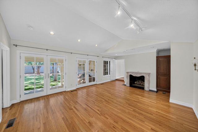 1509 Bedford Dr, Midland, TX 79701