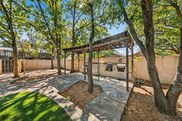 1509 Bedford Dr, Midland, TX 79701