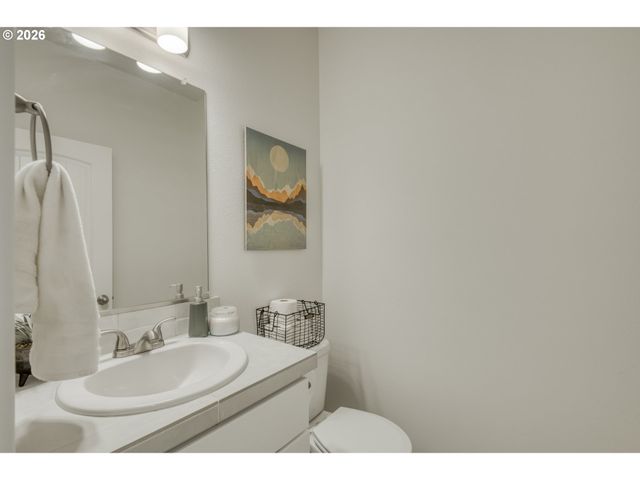 1636 S MIKE Dr, Newberg, OR 97132