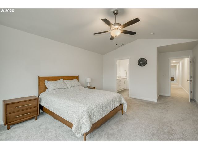 1636 S MIKE Dr, Newberg, OR 97132