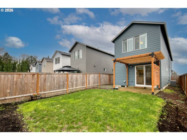 1636 S MIKE Dr, Newberg, OR 97132