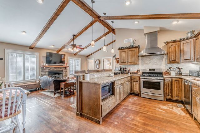 382 Adventure Trail, Ellijay, GA 30540