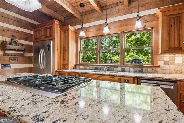 1655 Rockdale Circle, Snellville, GA 30078