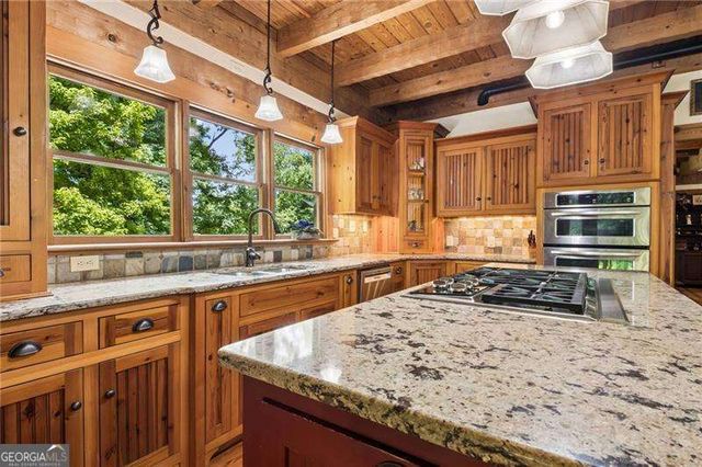 1655 Rockdale Circle, Snellville, GA 30078