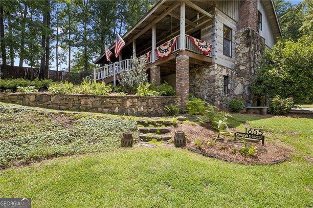 1655 Rockdale Circle, Snellville, GA 30078