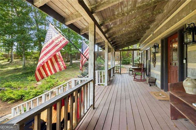 1655 Rockdale Circle, Snellville, GA 30078