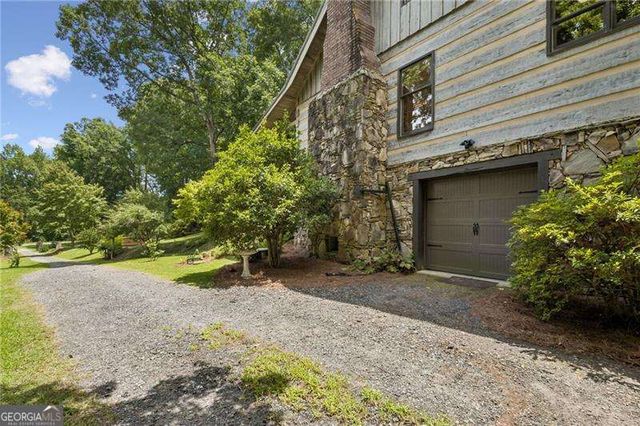 1655 Rockdale Circle, Snellville, GA 30078