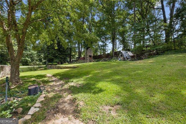 1655 Rockdale Circle, Snellville, GA 30078