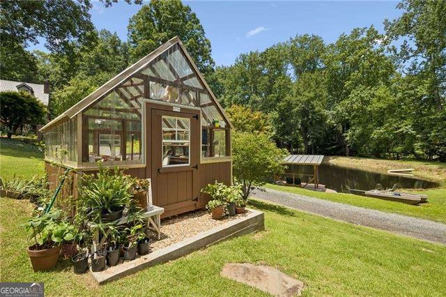 1655 Rockdale Circle, Snellville, GA 30078