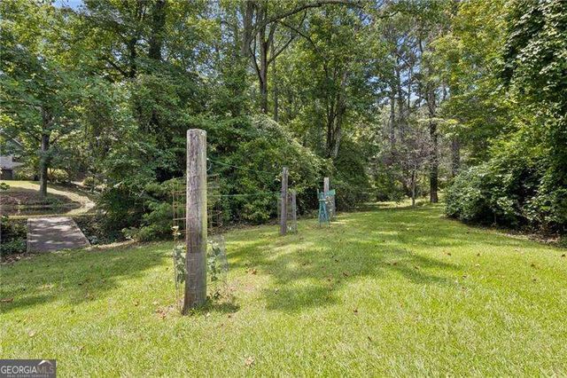 1655 Rockdale Circle, Snellville, GA 30078