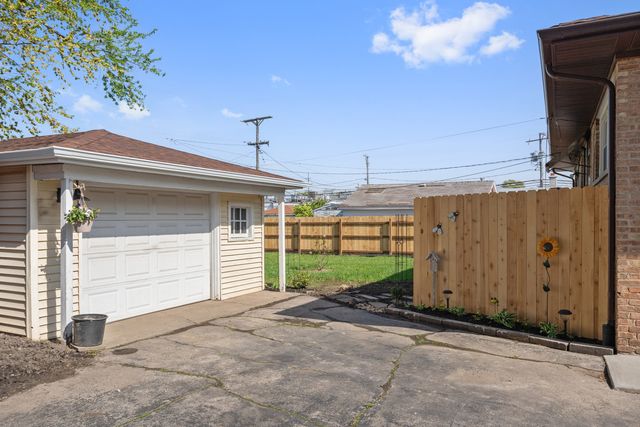 9520 MAJOR Avenue, Oak Lawn, IL 60453