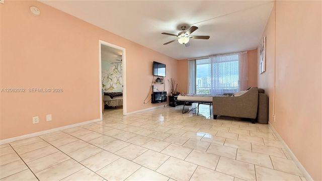 1830 Dixieanna Street 603, Hollywood, FL 33020