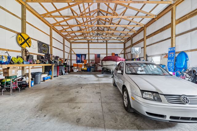 70 Hayden Drake Ln, Lafayette, TN 37083