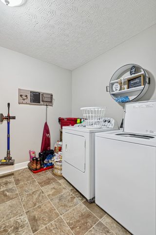 70 Hayden Drake Ln, Lafayette, TN 37083