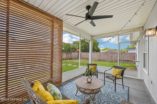 11176 LORD TAYLOR Drive, Jacksonville, FL 32246