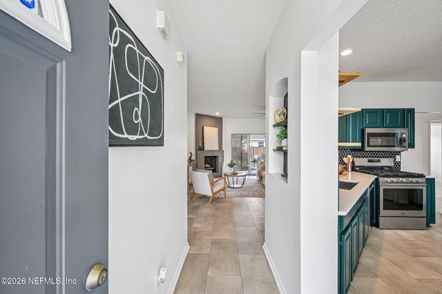 11176 LORD TAYLOR Drive, Jacksonville, FL 32246
