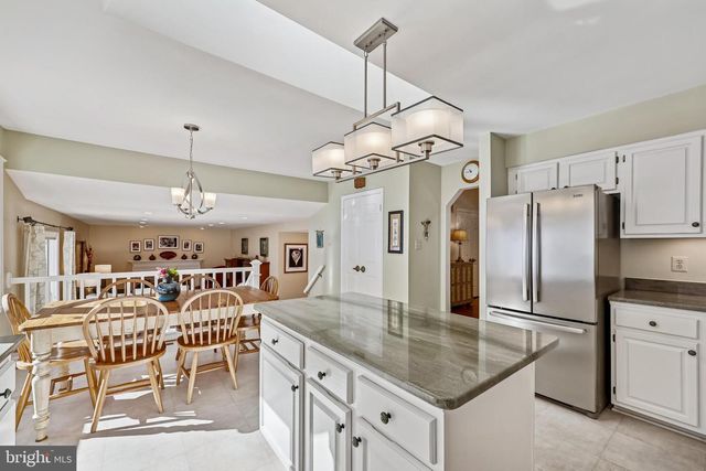 13647 SPINNING WHEEL DR, Germantown, MD 20874