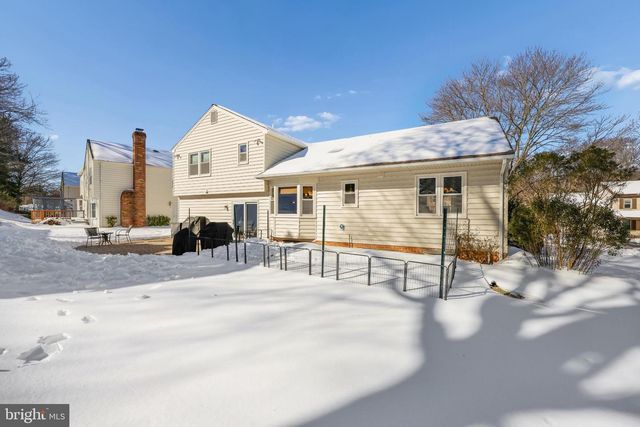 13647 SPINNING WHEEL DR, Germantown, MD 20874